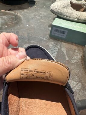 Vionic Uptown Mule 2 Navy with Tan Leather Trim Women's Slip-On